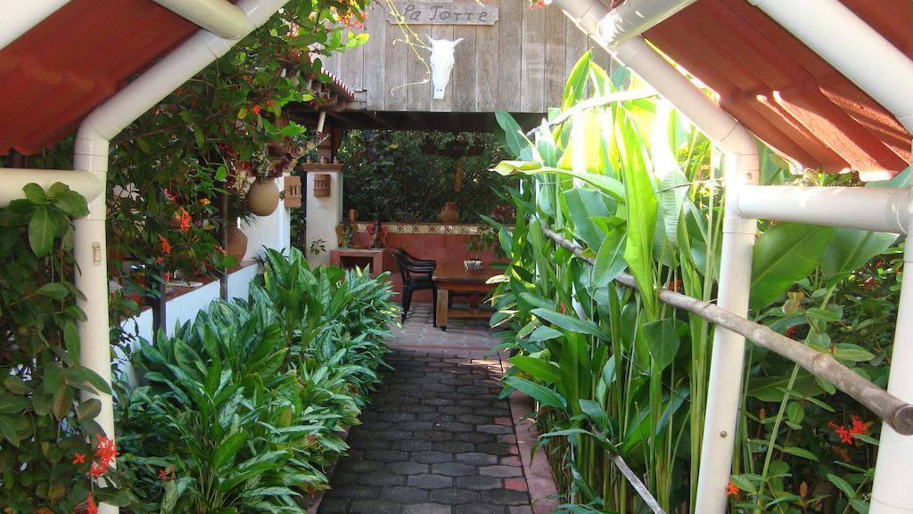 Quinta Erika Boutique Hotel By Rotamundos Coyuca de Benitez Exterior photo